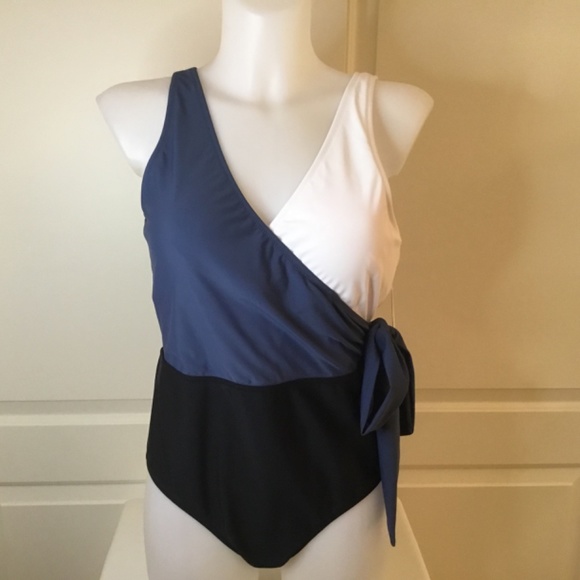 Women’s Coloured Blocked One Piece Bathing Suit - Picture 3 of 8